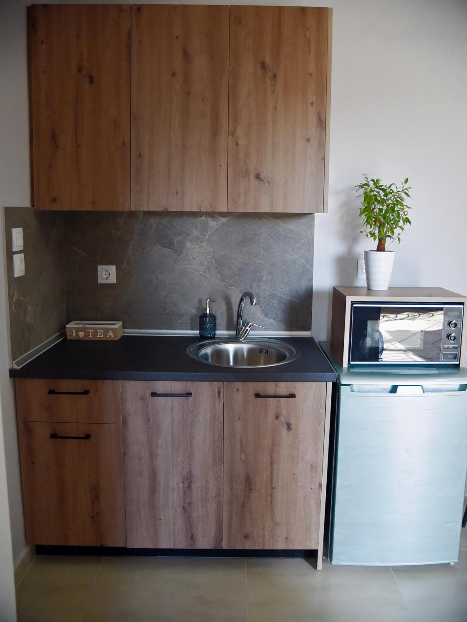 Room Nine 9 Beachfront Apartments Nea Kallikrateia Ngoại thất bức ảnh