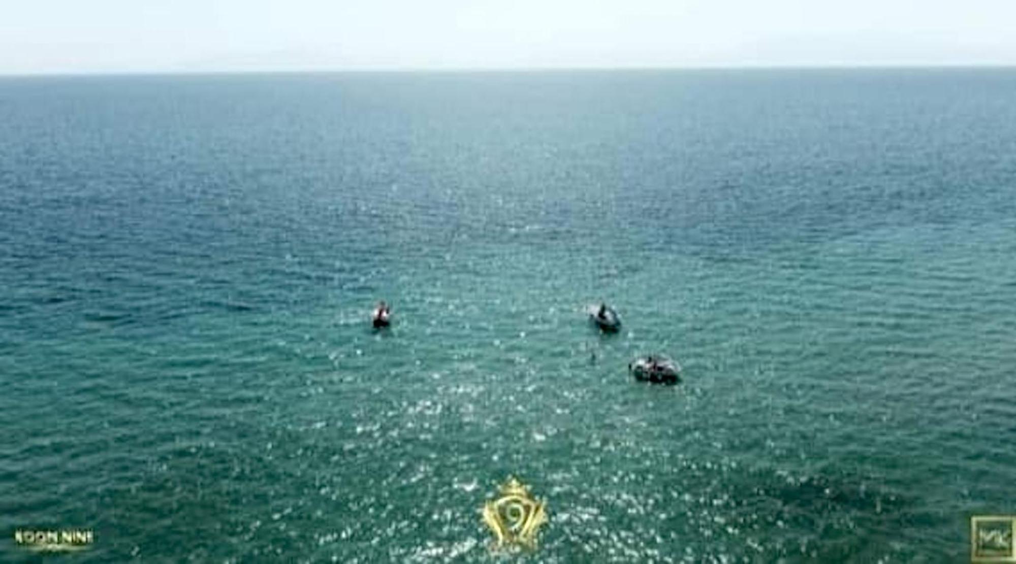 Room Nine 9 Beachfront Apartments Nea Kallikrateia Ngoại thất bức ảnh